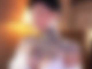 Live cam show with Alice Shazaham - Big Ass Big Tits on Hubzter Live