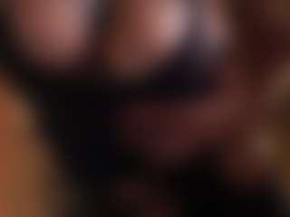 Alice Shazaham's Live Sex Cam Show