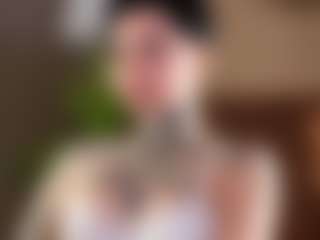 Live cam show with Alice Shazaham - Lovense on Mixed Magazine Live