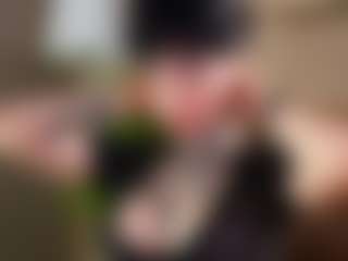 Alice Shazaham's Live Sex Cam Show