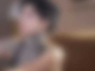 Live cam show with Alice Shazaham - Shaved Pussy Curvy on Hubzter Live