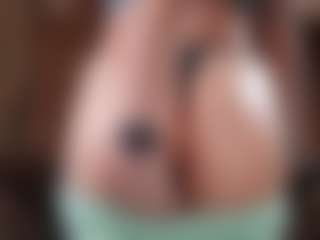 Alice Shazaham's Live Sex Cam Show