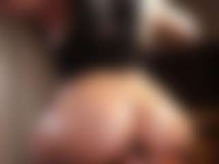 Live cam show with Alice Shazaham - Strip Curvy on madthumbs