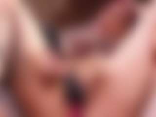 Alice Shazaham's Live Sex Cam Show