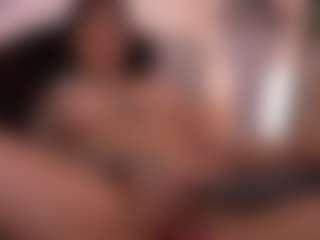 Lea Thompson's Live Sex Cam Show
