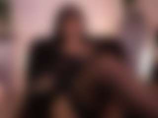 Live cam show with Lea Thompson - Deepthroat on Soda Cam