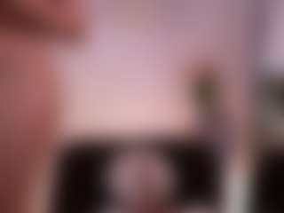 Lea Thompson's Live Sex Cam Show