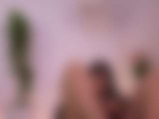 Lea Thompson's Live Sex Cam Show