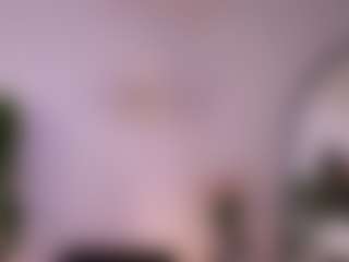 Lea Thompson's Live Sex Cam Show