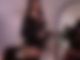 Lea Thompson's Live Sex Cam Show