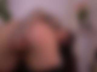 Lea Thompson's Live Sex Cam Show