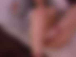 Lea Thompson's Live Sex Cam Show