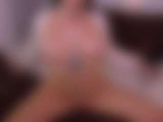 Live cam show with Lea Thompson - Lush Toys on Camsoda