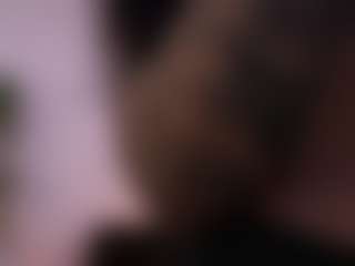 Live cam show with Lea Thompson - Foot Fetish Latina on Dare Cams