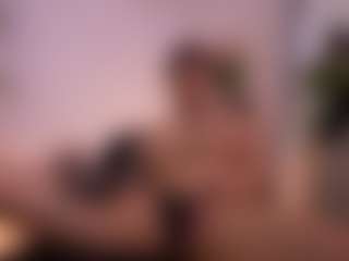 Lea Thompson's Live Sex Cam Show