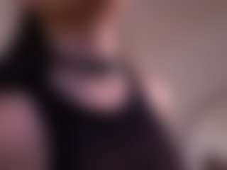 Lea Thompson's Live Sex Cam Show