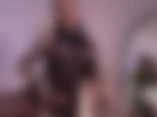 Lea Thompson's Live Sex Cam Show