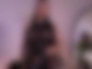 Lea Thompson's Live Sex Cam Show
