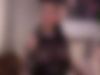 Lea Thompson's Live Sex Cam Show