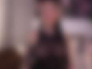 Lea Thompson's Live Sex Cam Show