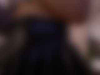 Lea Thompson's Live Sex Cam Show