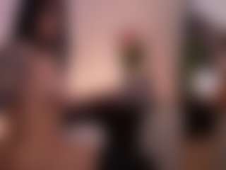 Lea Thompson's Live Sex Cam Show