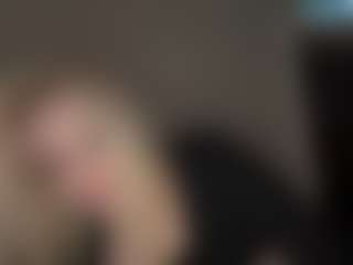 Live cam show with Crumslut - Living Room on Sex Cam Show
