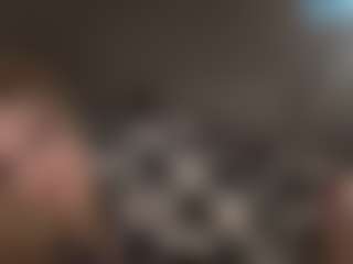 Live cam show with Crumslut - Bikini on Camsoda
