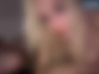 Crumslut's Live Sex Cam Show