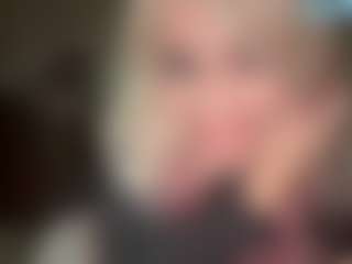 Crumslut's Live Sex Cam Show