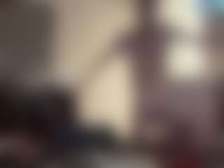 Live cam show with Crumslut - Public on CamwithHer