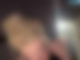 Crumslut's Live Sex Cam Show