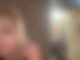 Crumslut's Live Sex Cam Show