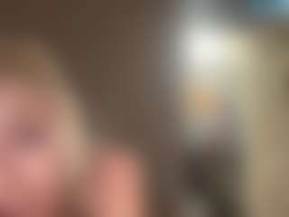 Crumslut's Live Sex Cam Show