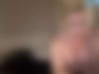 Live cam show with Crumslut - Public on live18s.com
