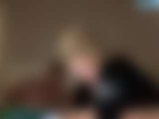 Crumslut's Live Sex Cam Show