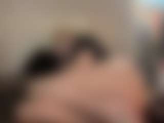 Live cam show with Crumslut - Amateur on Big Tits