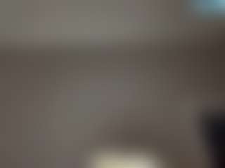 Live cam show with Crumslut - Cute on infinitiblacc.com