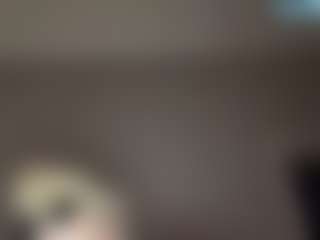 Live cam show with Crumslut - Cute on mypornchat.com
