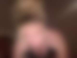 Crumslut's Live Sex Cam Show