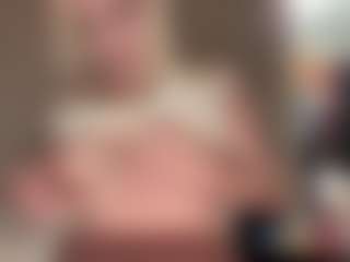 Crumslut's Live Sex Cam Show