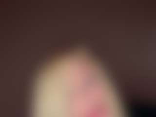 Live cam show with Crumslut - Living Room on https://playwithruby.com