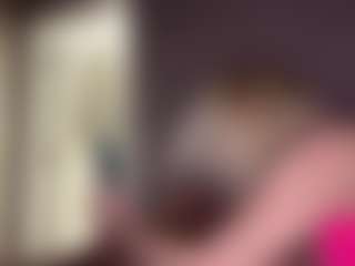 Live cam show with Crumslut - Big Ass on Camsoda