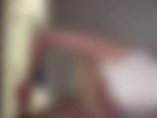 Live cam show with Crumslut - Asshole on xxxlivecams.org