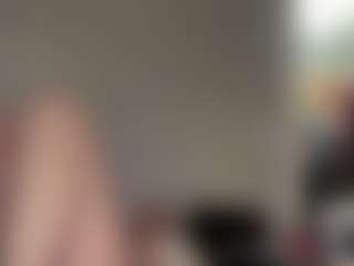 Live cam show with Crumslut - Cum on Camsoda