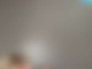 Live cam show with Crumslut - Orgasm on Dare Cams