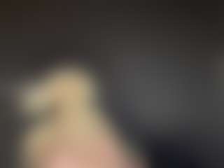 Live cam show with Crumslut - Bondage on AdultVida.com