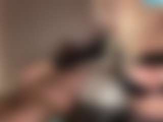 Live cam show with Crumslut - Spank on Camsoda