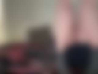 Live cam show with Crumslut - Amateur on Camsoda