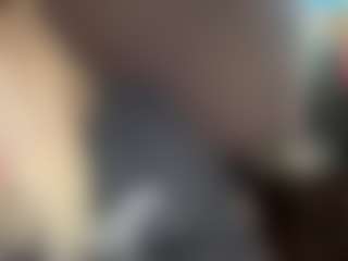 Live cam show with Crumslut - Butt Plug on CamSodaAdn